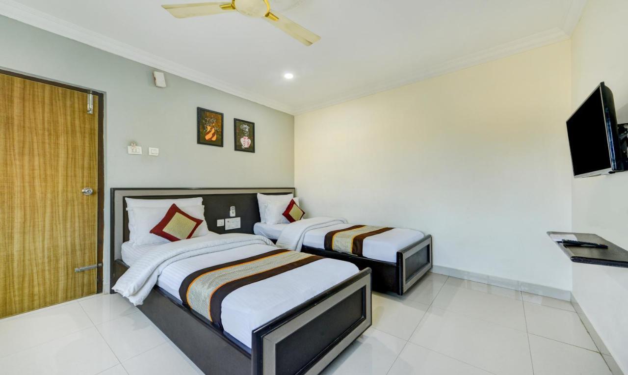 Saibala Transit Hotel Csennai Kültér fotó