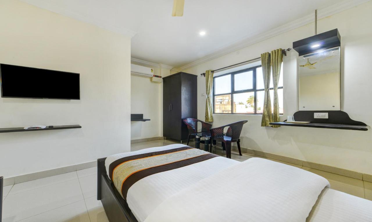 Saibala Transit Hotel Csennai Kültér fotó