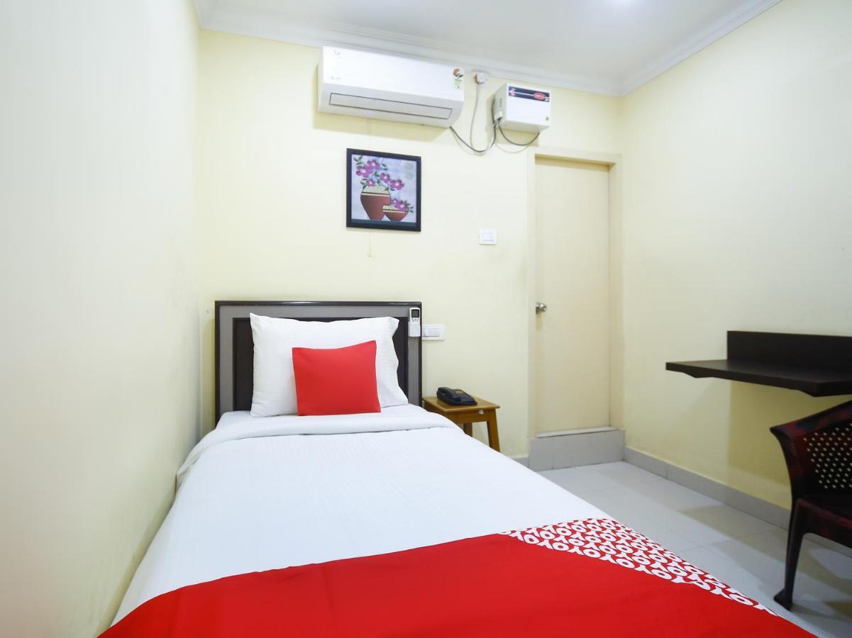 Saibala Transit Hotel Csennai Kültér fotó