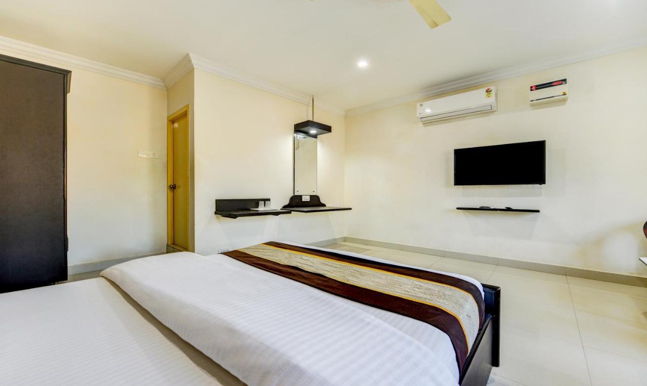 Saibala Transit Hotel Csennai Kültér fotó