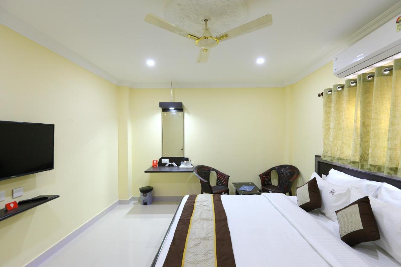 Saibala Transit Hotel Csennai Kültér fotó