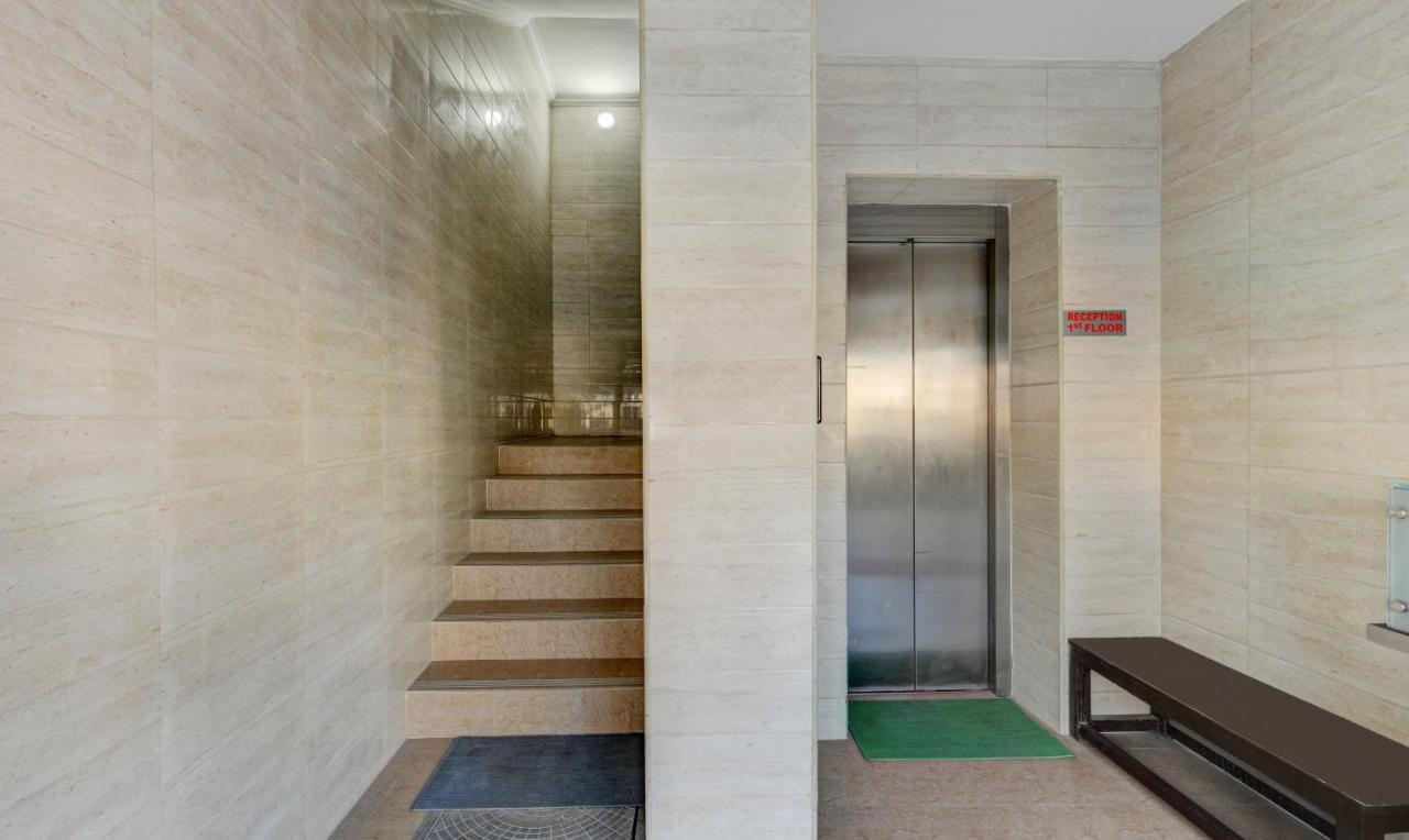 Saibala Transit Hotel Csennai Kültér fotó