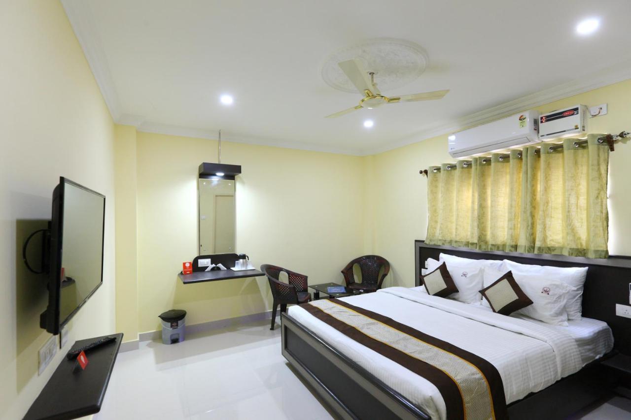 Saibala Transit Hotel Csennai Kültér fotó
